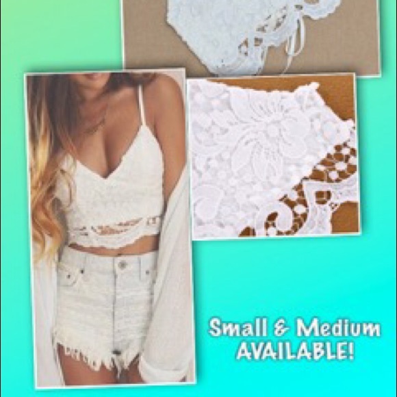 Floral Embroidered Lace Up Back Crop Top. - Picture 4 of 7